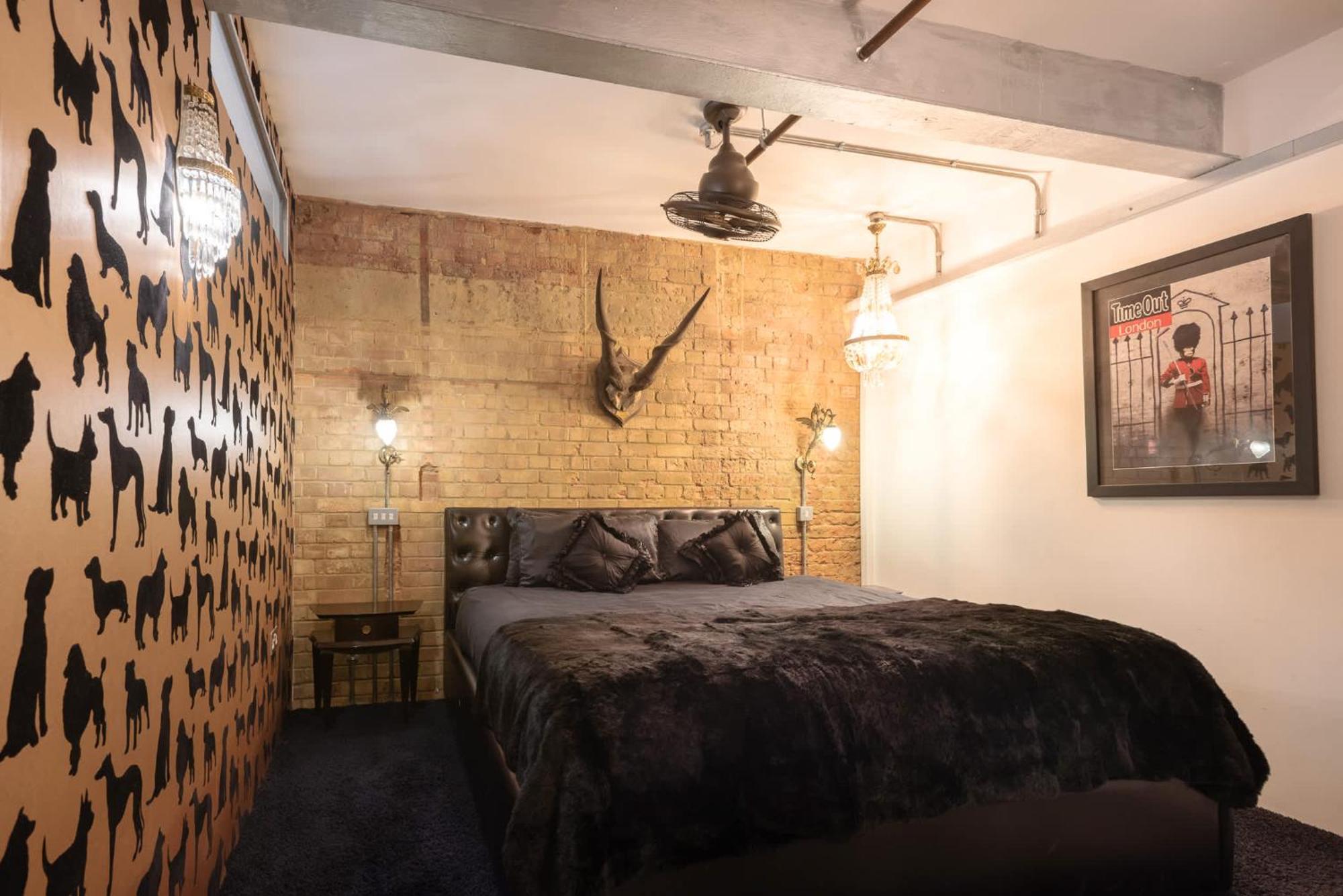Amazingly Luxurious Loft Apartment, Soho - 3 Bedrooms, 2 Bath & Office لندن المظهر الخارجي الصورة