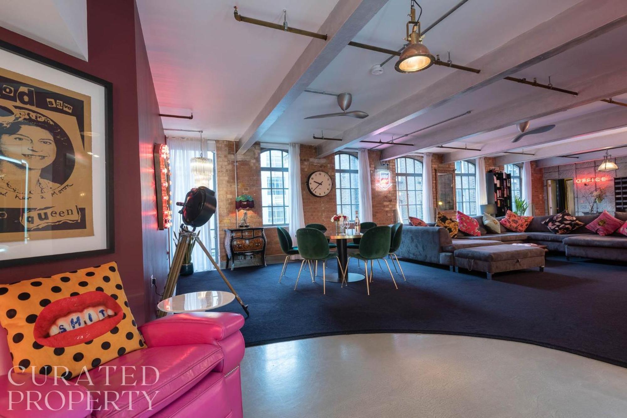 Amazingly Luxurious Loft Apartment, Soho - 3 Bedrooms, 2 Bath & Office لندن المظهر الخارجي الصورة