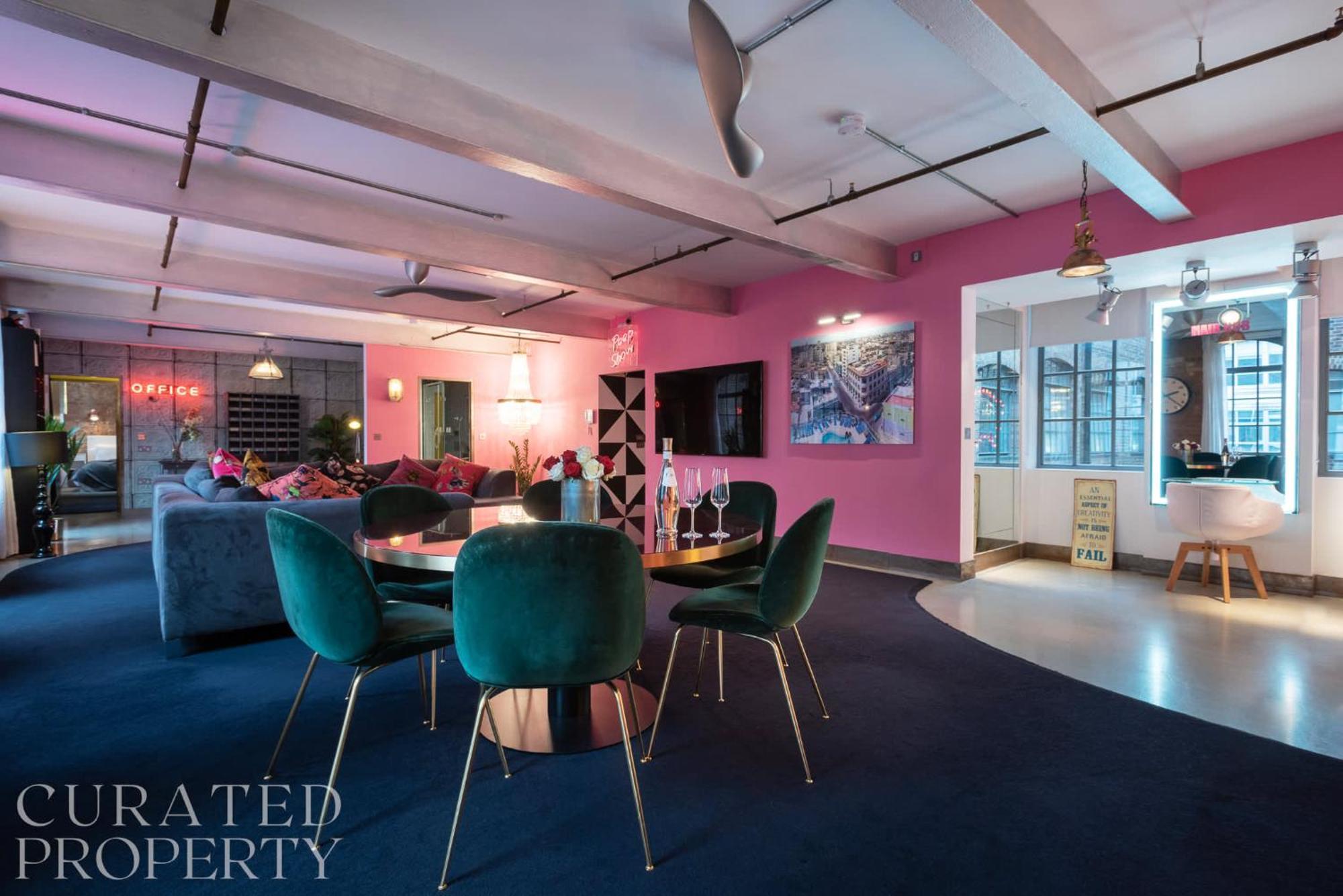 Amazingly Luxurious Loft Apartment, Soho - 3 Bedrooms, 2 Bath & Office لندن المظهر الخارجي الصورة