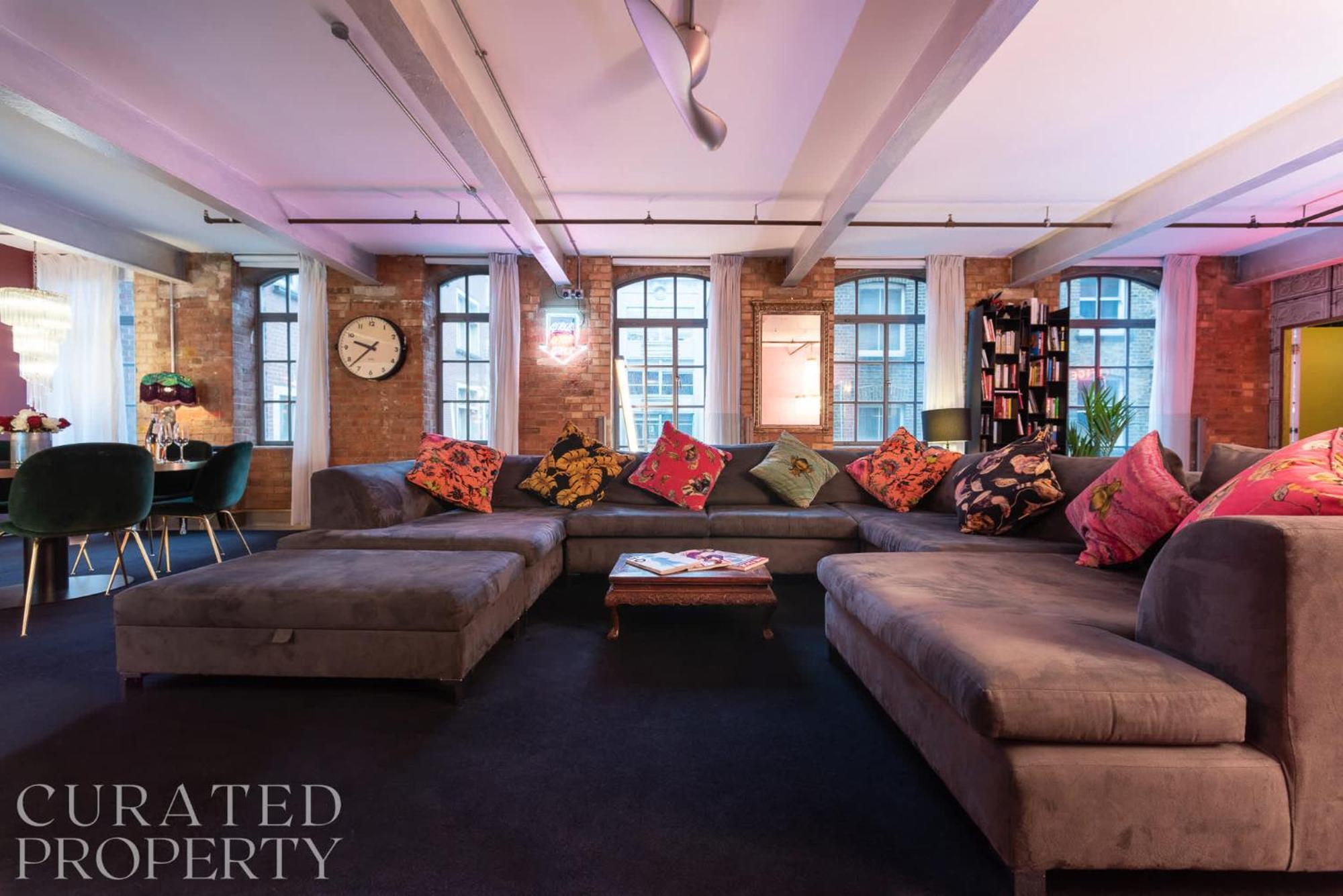 Amazingly Luxurious Loft Apartment, Soho - 3 Bedrooms, 2 Bath & Office لندن المظهر الخارجي الصورة