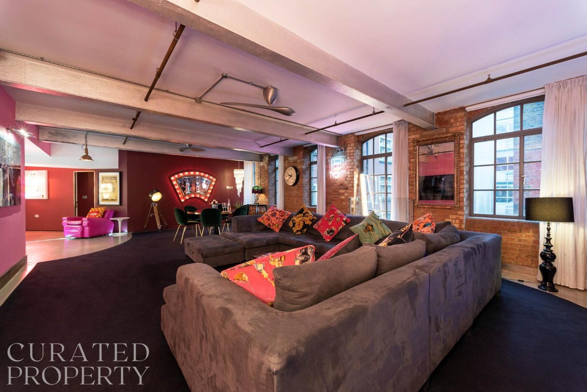 Amazingly Luxurious Loft Apartment, Soho - 3 Bedrooms, 2 Bath & Office لندن المظهر الخارجي الصورة